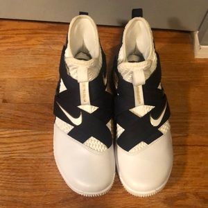 Nike Lebron soldier 12 size 9.5